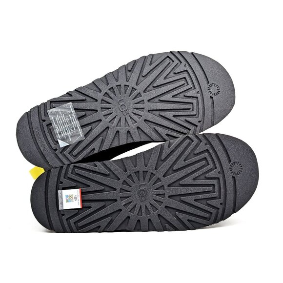 UGG Women Classic Dipper Black Suede Winter Ankle Boots size 10 - Picture 7 of 9